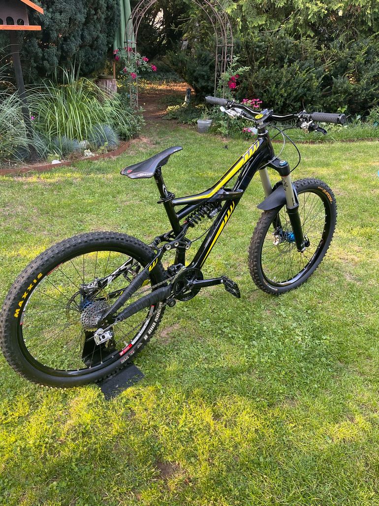 Used Specialized Enduro SRAM X7 2013 Mountainbike, Negro — image 4 of 4