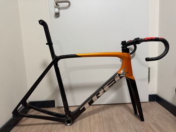 Used Trek Émonda SL Frameset 2021 Frameset 2021 Road & Gravel, Orange — image 2 of 14