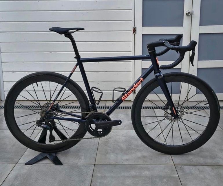 Used Standert Triebwerk Blue Orchid Shimano Ultegra Di2 8100 12speed 2025 2025 Road & Gravel, Blue — image 1 of 8