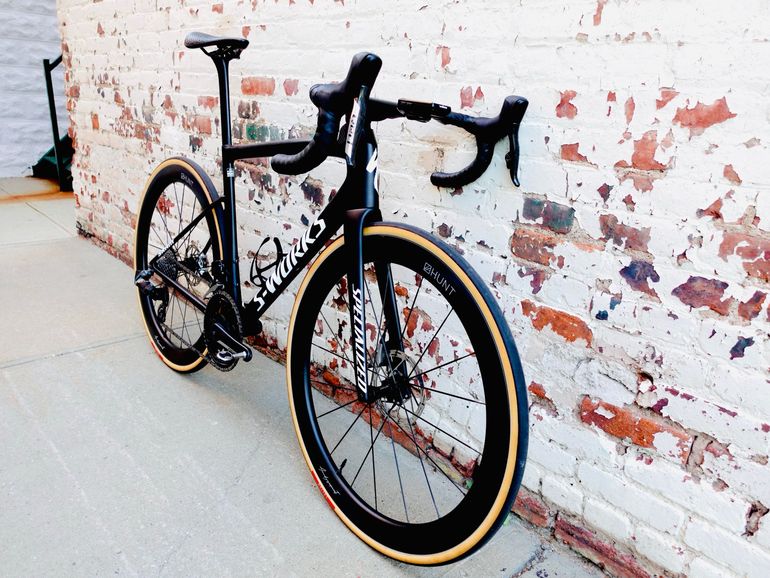 Used Specialized S-Works Tarmac SL8 - SRAM Red eTap AXS 2024 2024 Road & Gravel, Black — image 2 of 3