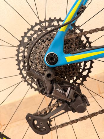 Used Trek Superfly 9.8 2016 2016 Mountainbike, Blue, 27.5, 29 — image 12 of 21