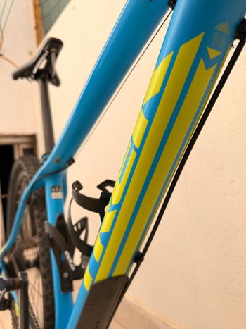 Used Trek Superfly 9.8 2016 2016 Mountainbike, Blue, 27.5, 29 — image 11 of 21