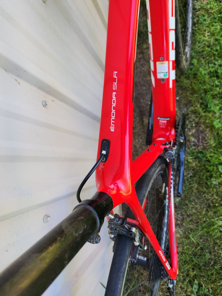 Used Trek Émonda SLR 8 Race Shop Limited 2017 2017 Road & Gravel, Red — image 4 of 7