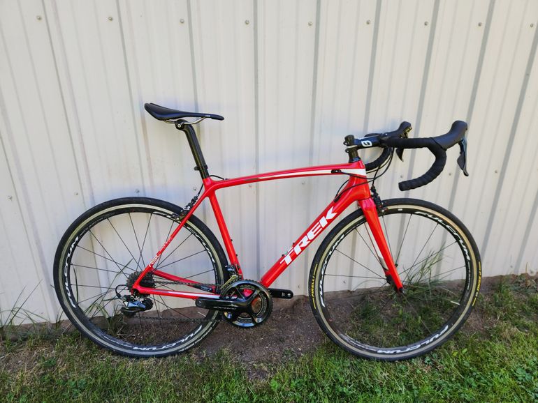 Used Trek Émonda SLR 8 Race Shop Limited 2017 2017 Road & Gravel, Red — image 1 of 7