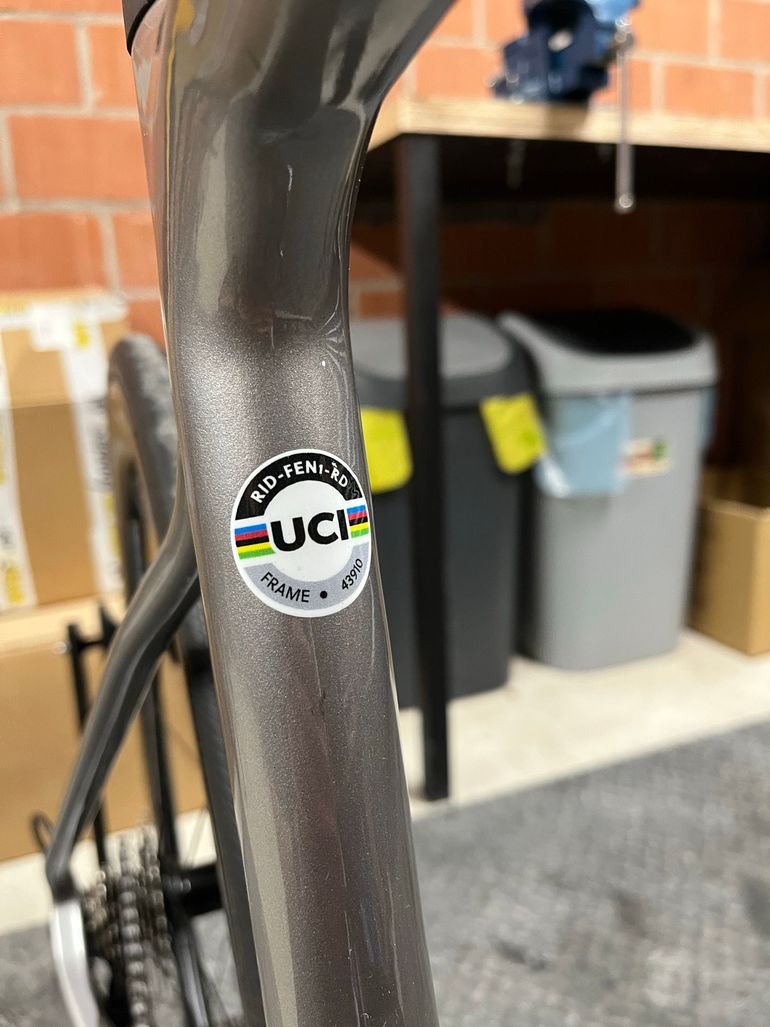 Used Ridley Fenix Disc - Shimano Ultegra 2x11sp 2023 2023 Road & Gravel, Light Gray — image 5 of 9