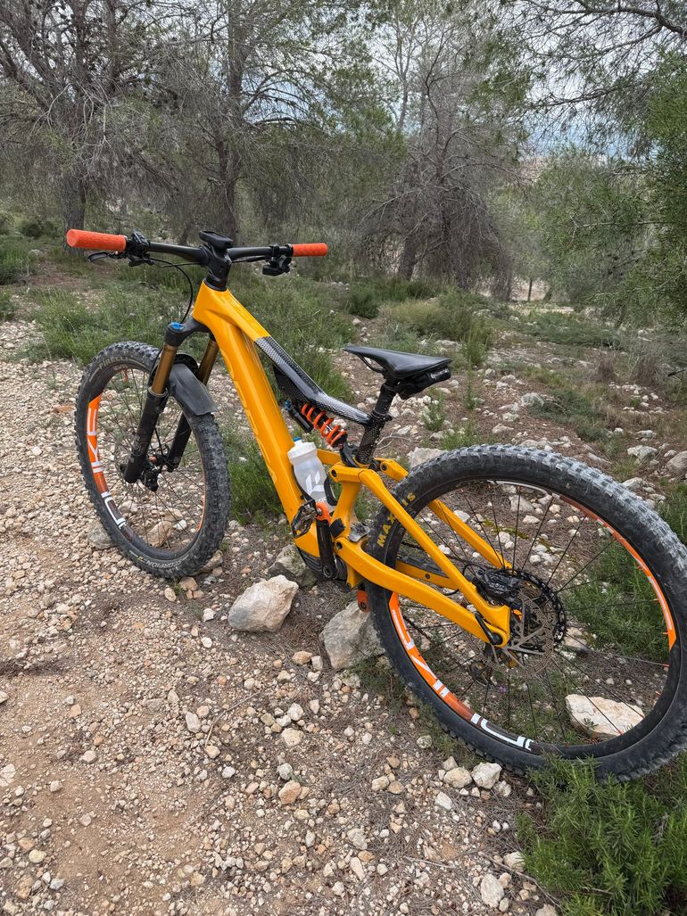 Used Orbea Rise SRAM XX1 Eagle AXS 2025 Mountainbike, Orange — image 2 of 4
