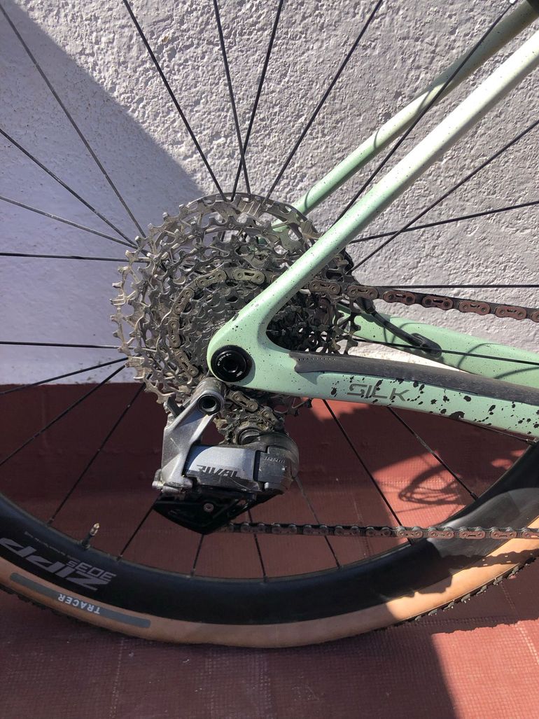 Used Megamo Silk SRAM Rival eTap AXS 2025 Road & Gravel — image 7 of 9