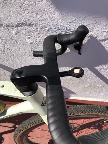 Used Megamo Silk SRAM Rival eTap AXS 2025 Road & Gravel — image 5 of 9