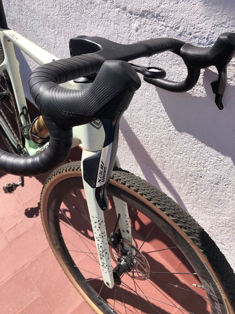 Used Megamo Silk SRAM Rival eTap AXS 2025 Road & Gravel — image 3 of 9