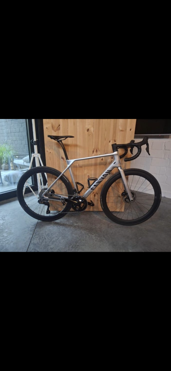 Used Canyon Endurace Shimano 105 Di2 2024 Road & Gravel, Light Gray — image 3 of 3