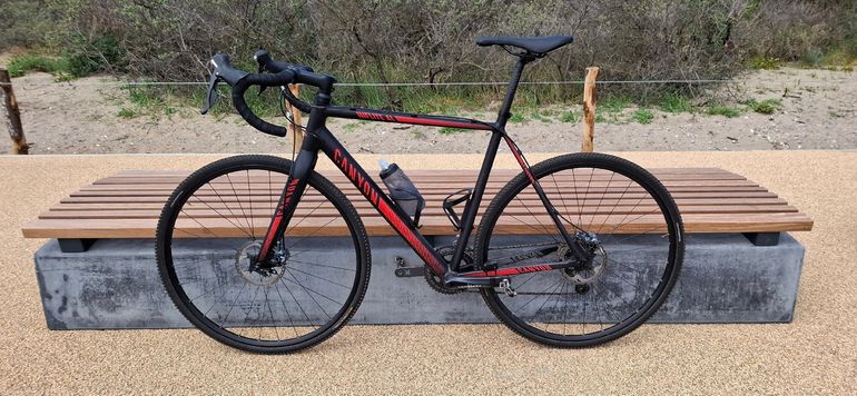 Used Canyon Inflite Shimano Ultegra 2018 Road & Gravel, Black — image 2 of 11