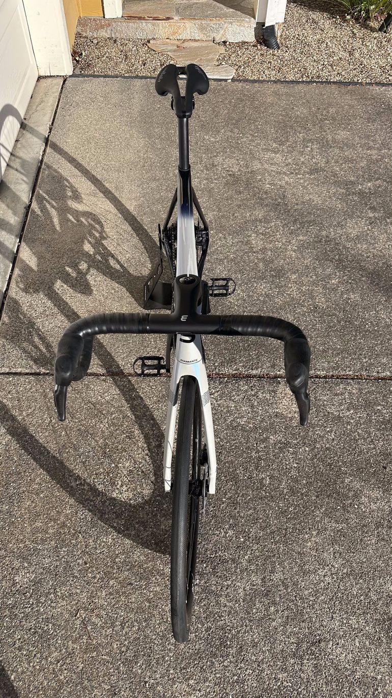 Used Basso Diamante Shimano Ultegra 8170 Di2 Disc 2023 2023 Road & Gravel, Black — image 10 of 14