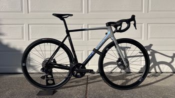 Used Basso Diamante Shimano Ultegra 8170 Di2 Disc 2023 2023 Road & Gravel