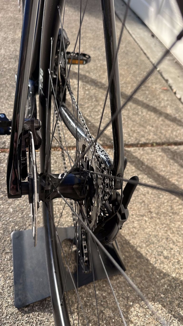 Used Basso Diamante Shimano Ultegra 8170 Di2 Disc 2023 2023 Road & Gravel, Black — image 12 of 14