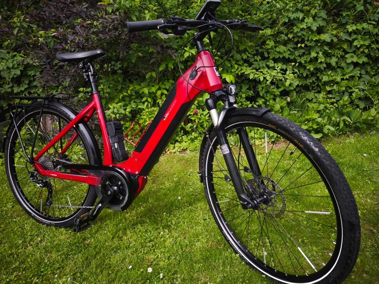 Used ebm 13ZEHN 2020 Urban, Red — image 1 of 3