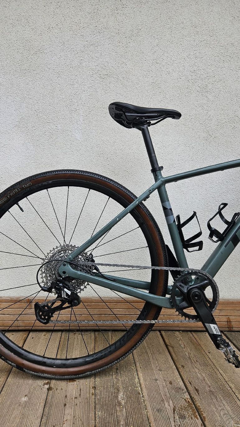 Used Trek Checkpoint ALR 5 2024 2024 Road & Gravel — image 5 of 6