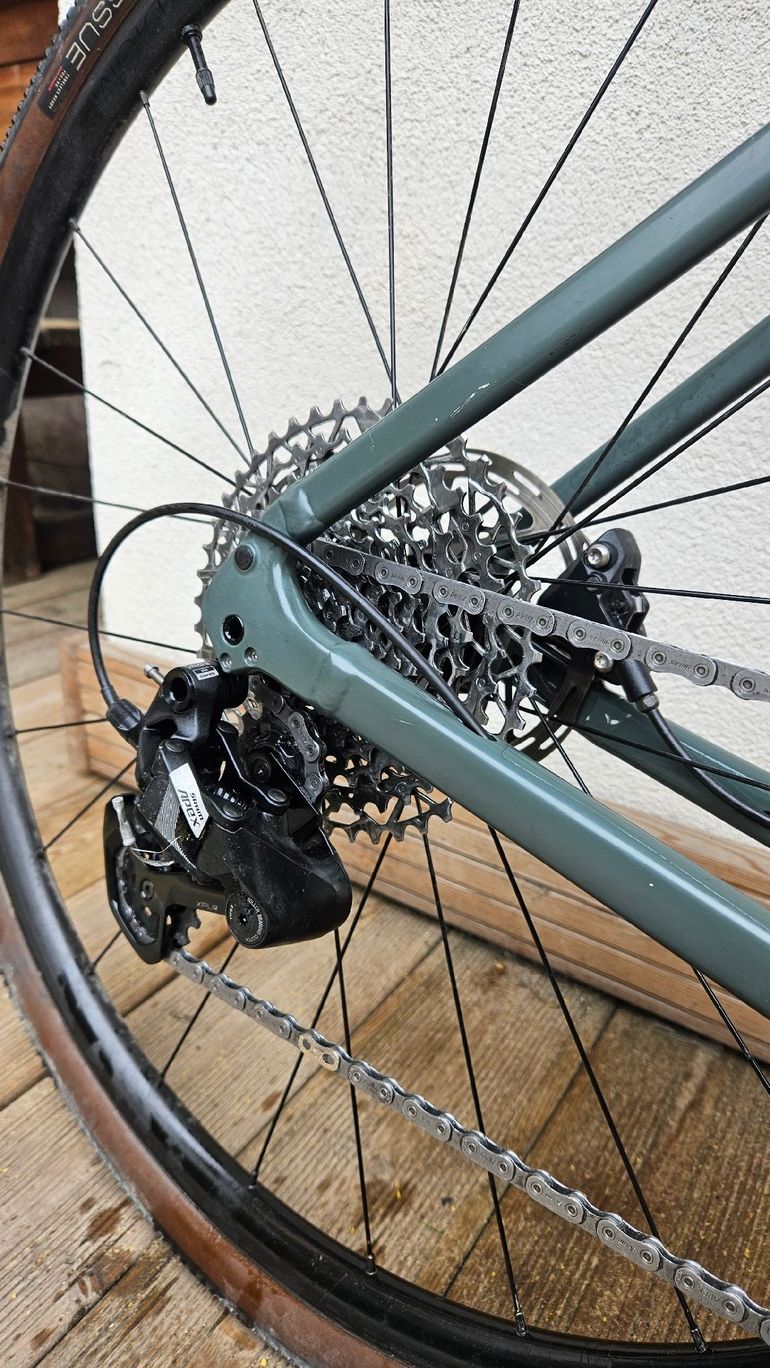 Used Trek Checkpoint ALR 5 2024 2024 Road & Gravel — image 3 of 6
