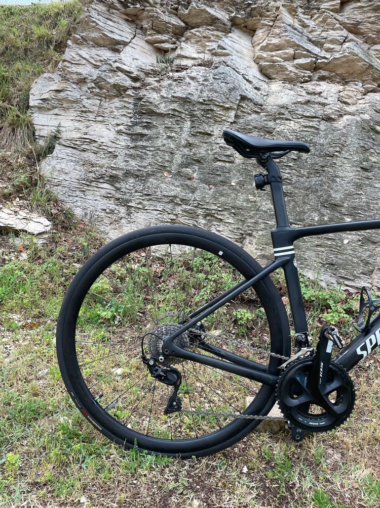 Used Specialized Roubaix 2023 2023 Road & Gravel, Black — image 3 of 7