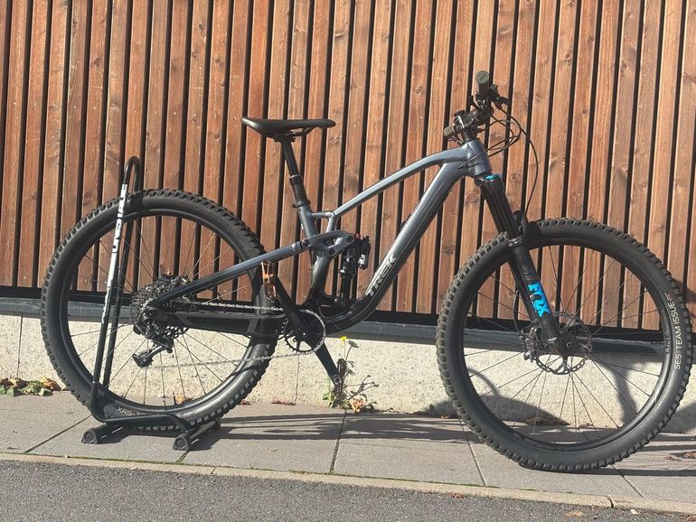 Used Trek Fuel EX 7 Gen 6 2024 2024 Mountainbike — image 2 of 5