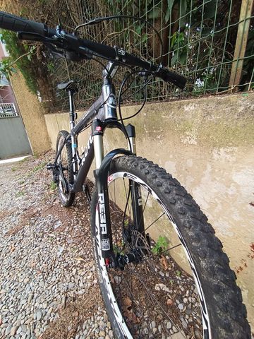Kona KULA SUPREME 2010 2010 Mountainbike d'occasion — image 2 sur 7