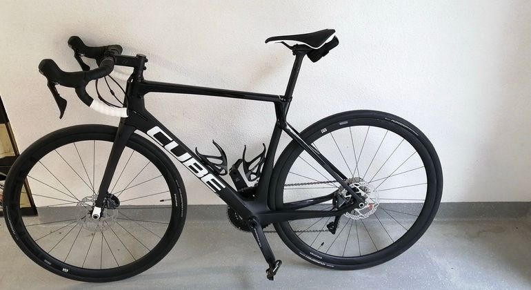 Used CUBE AGREE C:62 RACE 2021 2021 Road & Gravel, Black — image 1 of 4