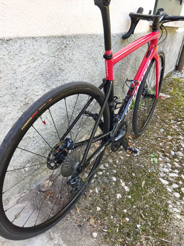 Used Specialized Tarmac SL6 Disc Comp 2023 2023 Road & Gravel, Red — image 15 of 26