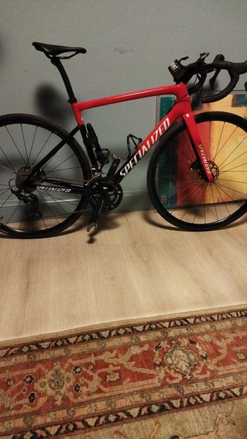 Used Specialized Tarmac SL6 Disc Comp 2023 2023 Road & Gravel, Red — image 7 of 9