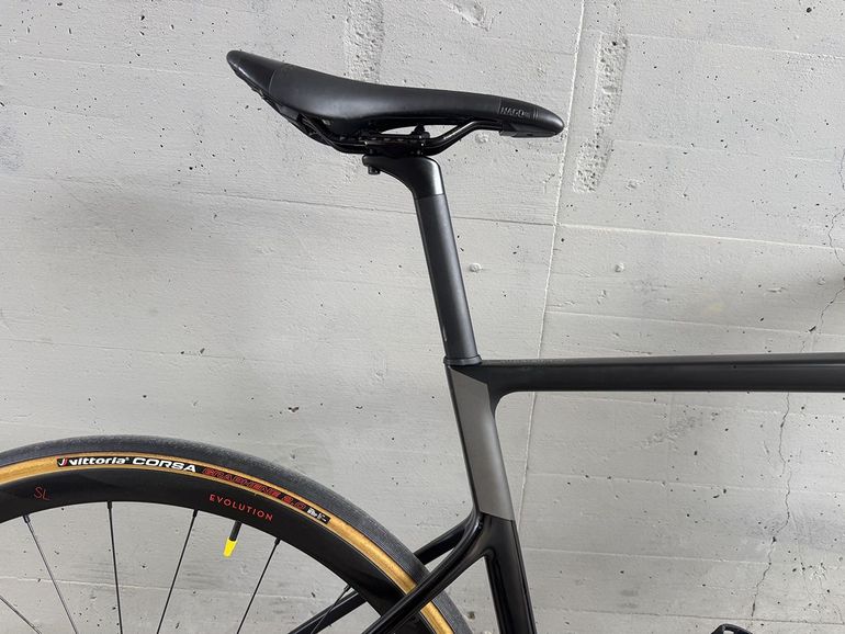 Used Cannondale SuperSix EVO Carbon Disc Ultegra 2020 Road & Gravel, Black — image 8 of 11