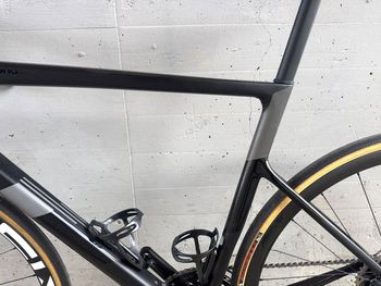 Used Cannondale SuperSix EVO Carbon Disc Ultegra 2020 Road & Gravel, Black — image 6 of 11