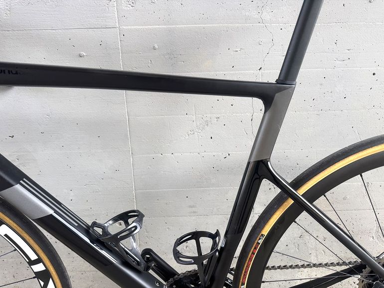 Used Cannondale SuperSix EVO Carbon Disc Ultegra 2020 Road & Gravel, Black — image 6 of 11