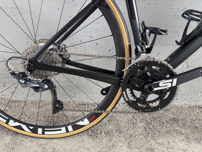 Used Cannondale SuperSix EVO Carbon Disc Ultegra 2020 Road & Gravel, Black — image 3 of 11