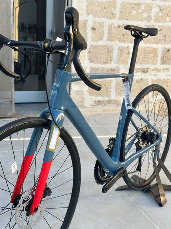 Used Cannondale SuperSix EVO Shimano 105 2025 Road & Gravel, Blue — image 5 of 9