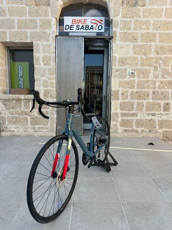 Used Cannondale SuperSix EVO Shimano 105 2025 Road & Gravel, Blue — image 7 of 9