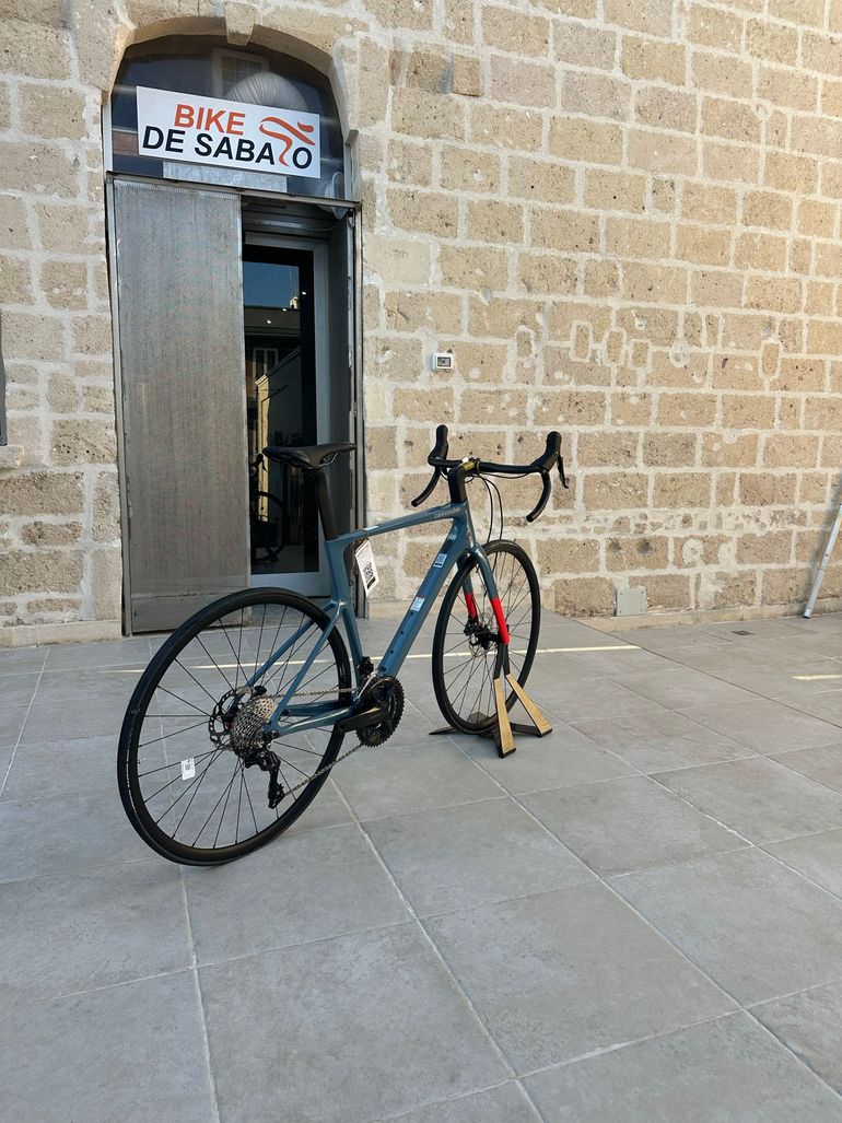 Used Cannondale SuperSix EVO Shimano 105 2025 Road & Gravel, Blue — image 9 of 9