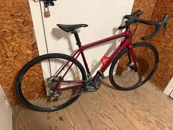 Used Trek Émonda SL 6 Disc 2020 2020 Road & Gravel, Red — image 4 of 10