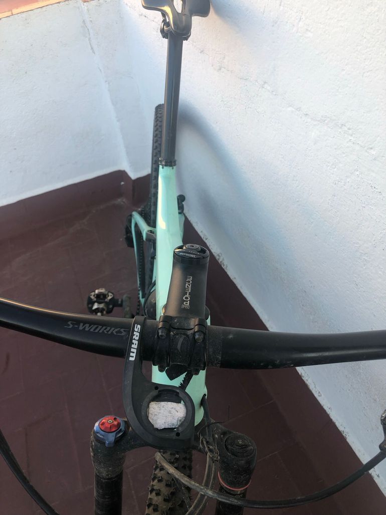 Used Specialized Epic Expert 2021 2021 Mountainbike, Green, 29 — image 3 of 13