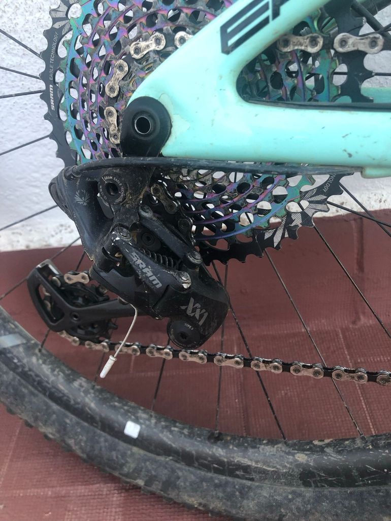 Used Specialized Epic Expert 2021 2021 Mountainbike, Green, 29 — image 6 of 13