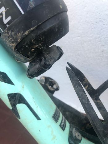 Used Specialized Epic Expert 2021 2021 Mountainbike, Green, 29 — image 11 of 13