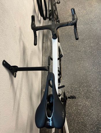 Used Canyon Aeroad CF SLX 7 Di2 C46 2025 2025 Road & Gravel, White — image 4 of 5