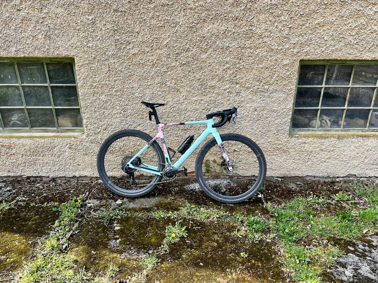 Used Scott Addict SRAM Force eTap AXS 2026 Road & Gravel, Blue — image 1 of 3