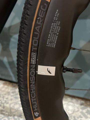 Brugt Pinarello Grevil Campagnolo Ekar 2025 Road & Gravel — billede 8 af 23