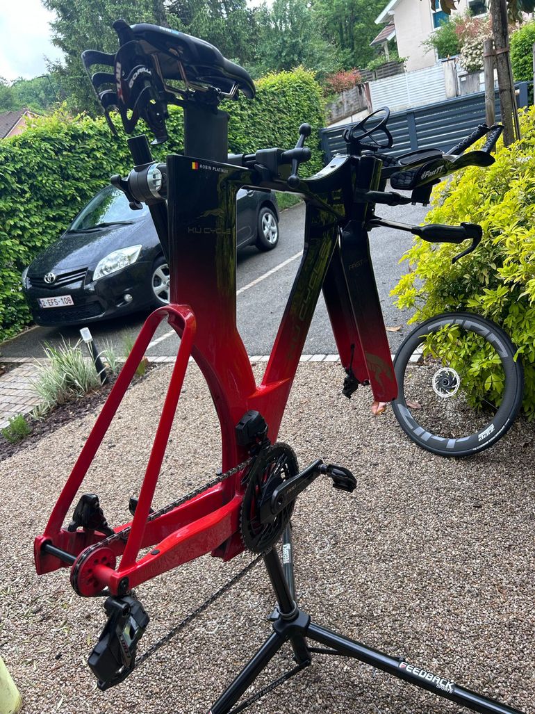 Used KU cycle KU cycle Custom SRAM Red eTap AXS 2026 Road & Gravel, Red — image 4 of 4
