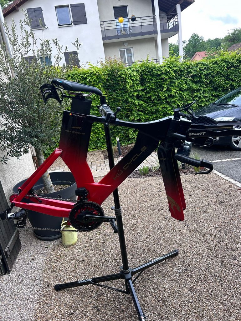 Used KU cycle KU cycle Custom SRAM Red eTap AXS 2026 Road & Gravel, Red — image 3 of 4