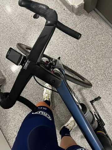 Used Wilier Cento1air Campagnolo Record 2016 Road & Gravel, Blue — image 4 of 5