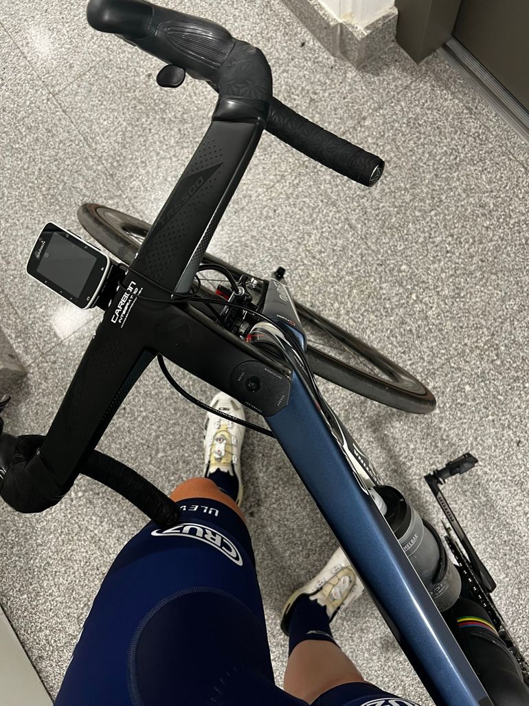 Used Wilier Cento1air Campagnolo Record 2016 Road & Gravel, Blue — image 4 of 5