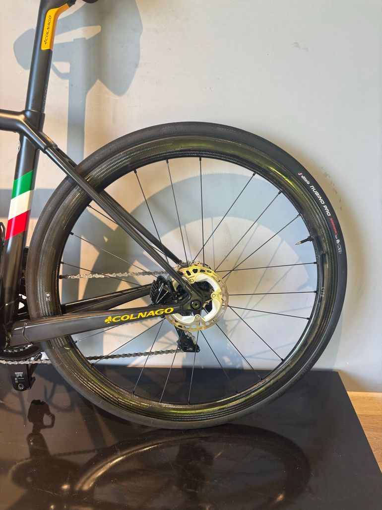 Used Colnago C64 Disc Daytona Pro+ Bike 2020 2020 Road & Gravel — image 10 of 11