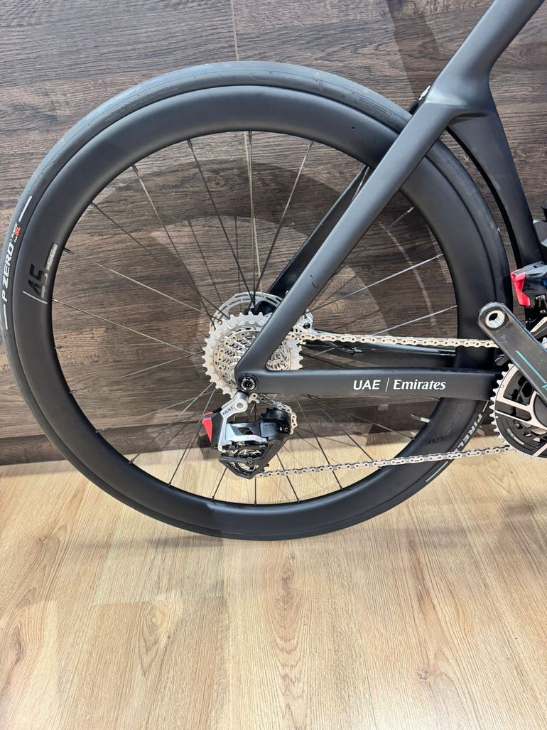 Used Colnago Y1Rs Sram Red ETap AXS 2026 2026 Road & Gravel, Black — image 3 of 8