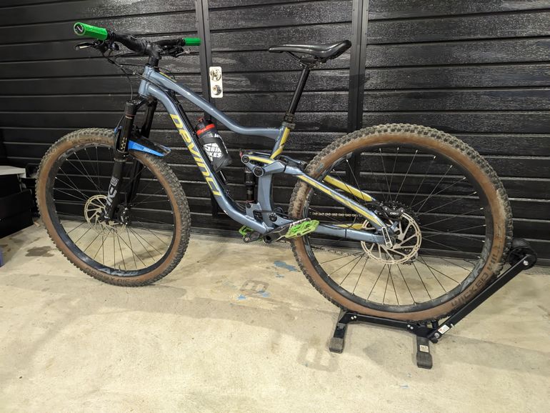 Used Devinci Troy 29 GX 12s 2020 2020 Mountainbike, Light Gray, 29 — image 6 of 12