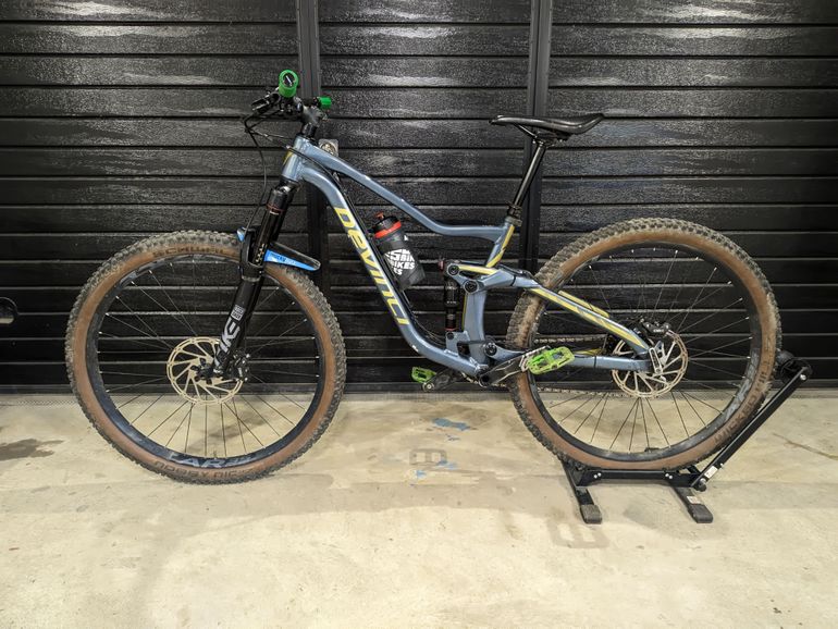 Used Devinci Troy 29 GX 12s 2020 2020 Mountainbike, Light Gray, 29 — image 4 of 12