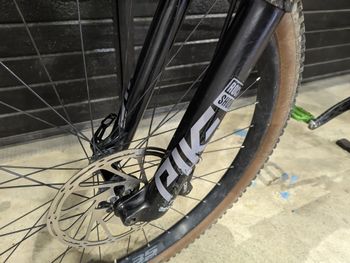 Used Devinci Troy 29 GX 12s 2020 2020 Mountainbike, Light Gray, 29 — image 8 of 12